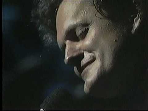 https://www.youtube.com/watch?v=K9aYVu5veYA::Harry Chapin She Sings Her Songs Without Words (Soundstage)