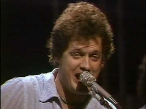 https://www.youtube.com/watch?v=etundhQa724::Harry Chapin - Cats in the Cradle